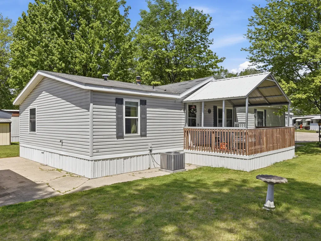 166 Aspen Street NE Solon Township MI 49319