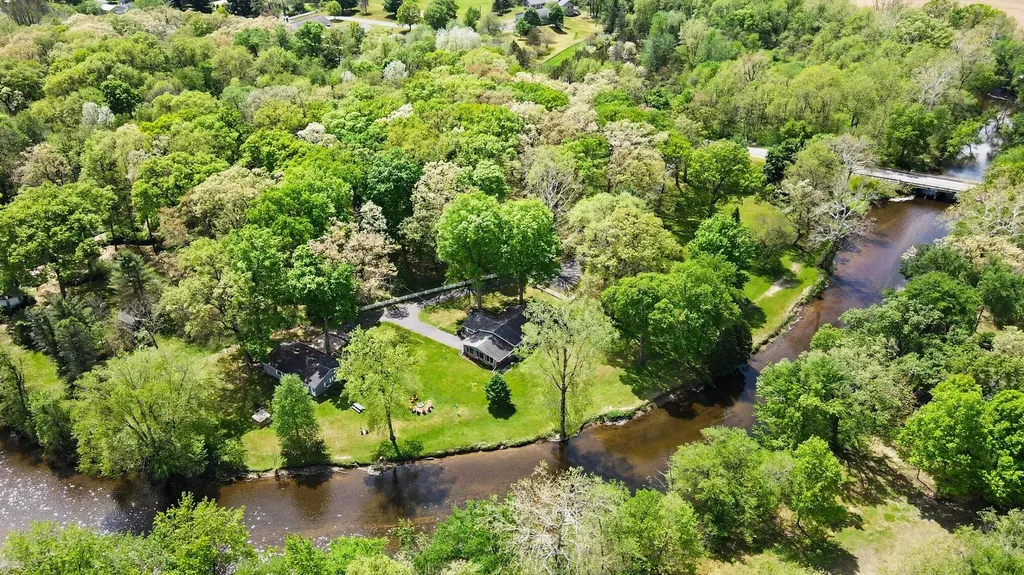 688 N Airport Road Rutland Charter Township MI 49058