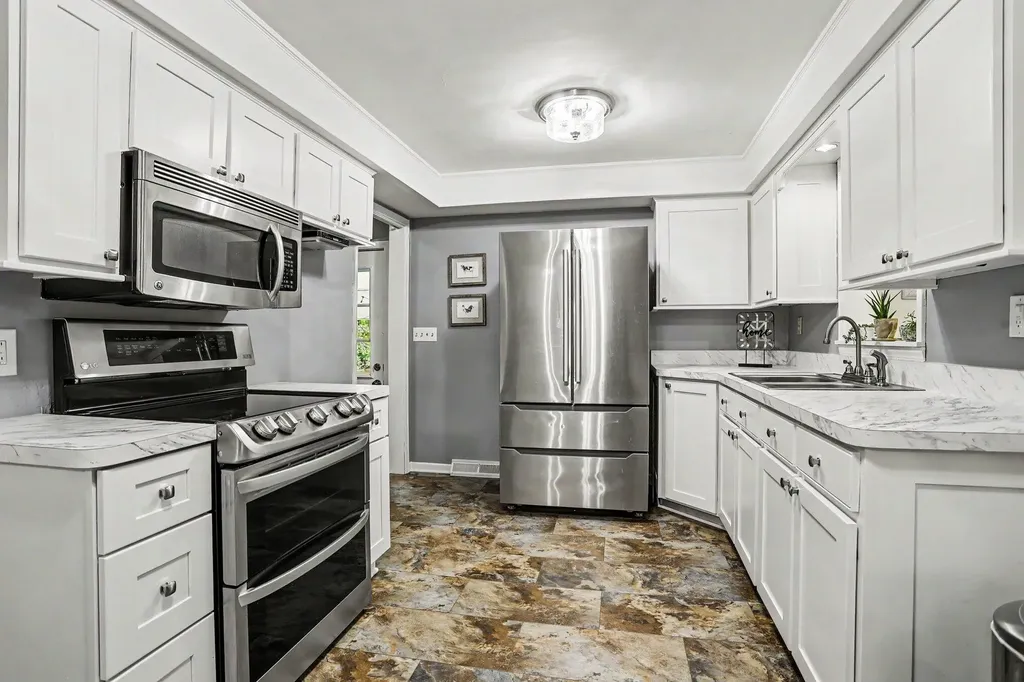 688 N Airport Road Rutland Charter Township MI 49058