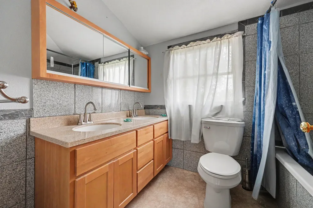 10919 N Maple Island Road Holton Township MI 49412
