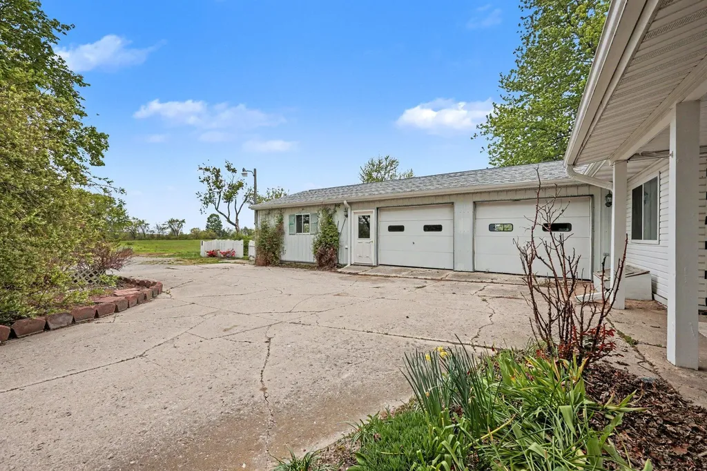 10919 N Maple Island Road Holton Township MI 49412