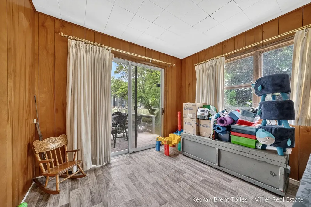 527 N Boltwood Street Hastings City MI 49058