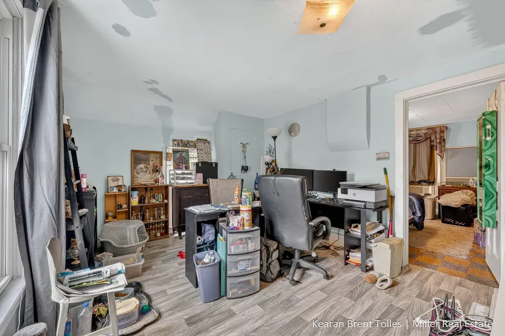 527 N Boltwood Street Hastings City MI 49058