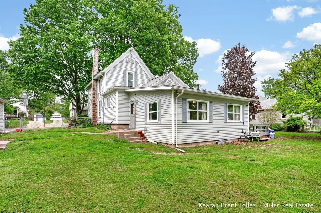 527 N Boltwood Street Hastings City MI 49058