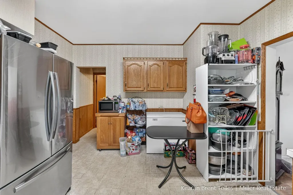 527 N Boltwood Street Hastings City MI 49058