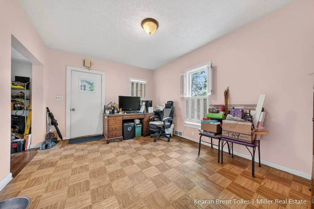 527 N Boltwood Street Hastings City MI 49058