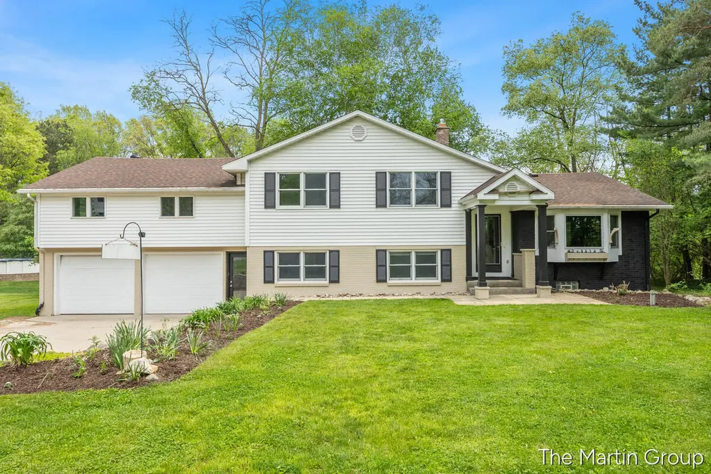 6610 Riga Avenue NE Plainfield Charter Township MI 49341