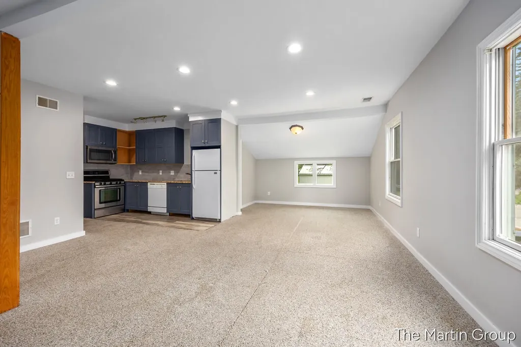 6610 Riga Avenue NE Plainfield Charter Township MI 49341