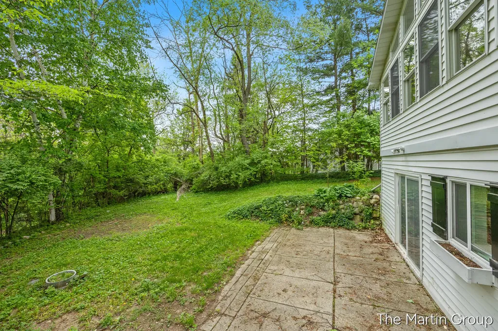 6610 Riga Avenue NE Plainfield Charter Township MI 49341