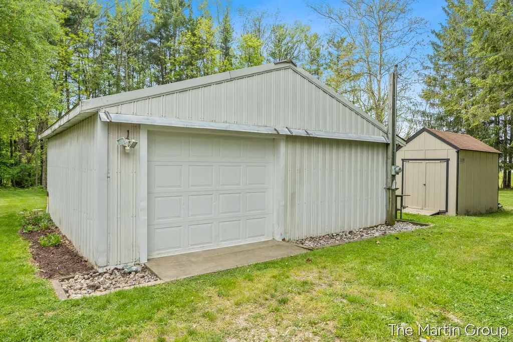 6610 Riga Avenue NE Plainfield Charter Township MI 49341