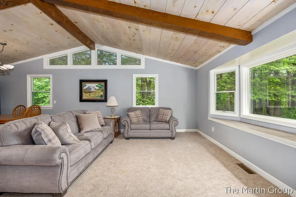 6610 Riga Avenue NE Plainfield Charter Township MI 49341