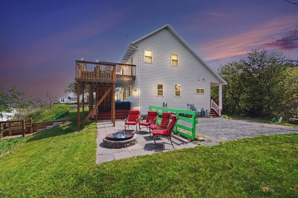 3053 N Lakeshore Drive Golden Township MI 49436
