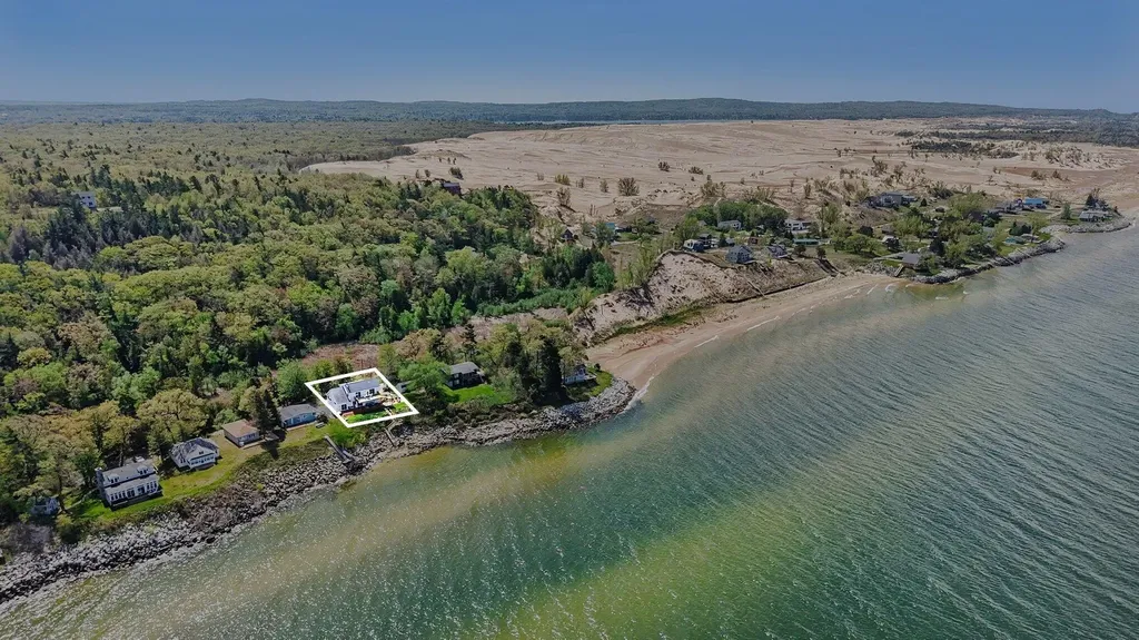 3053 N Lakeshore Drive Golden Township MI 49436