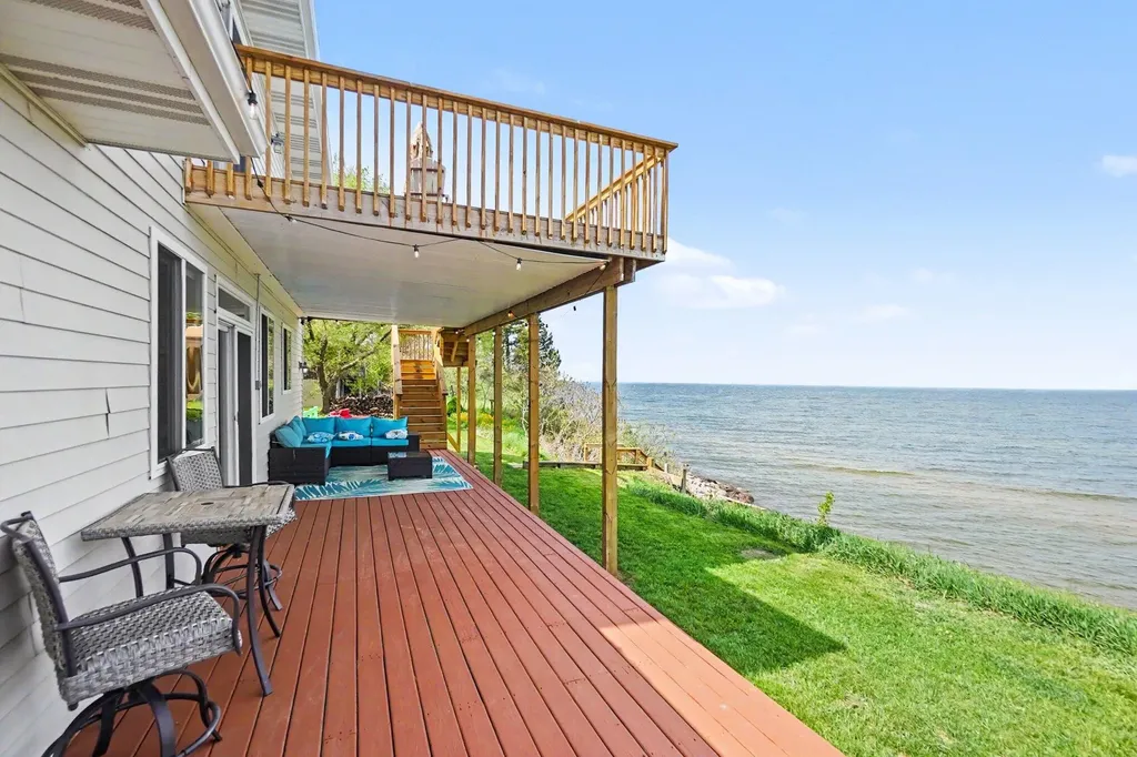 3053 N Lakeshore Drive Golden Township MI 49436