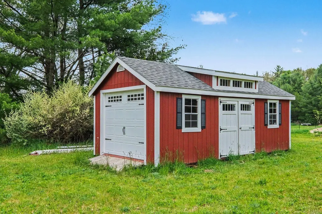 4733 Chestnut Avenue Big Prairie Township MI 49337