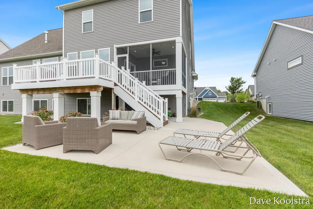 8218 Boardwalk Drive SW Byron Township MI 49315