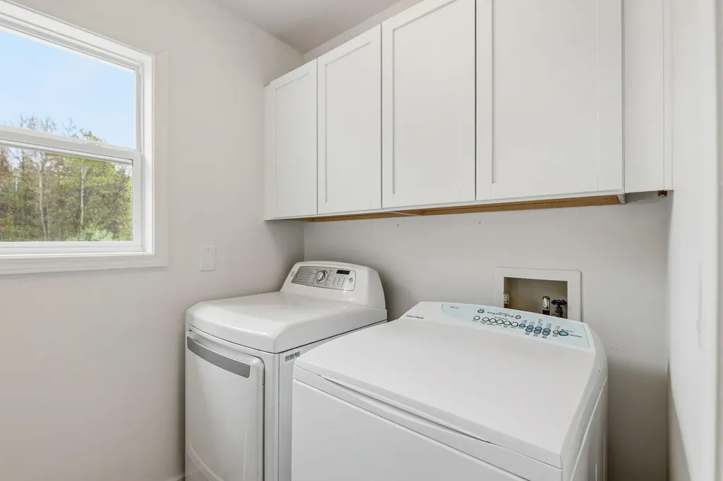 6352 143rd Avenue Laketown Township MI 49423