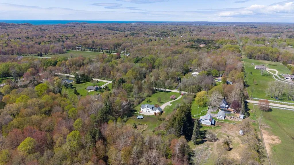 6352 143rd Avenue Laketown Township MI 49423
