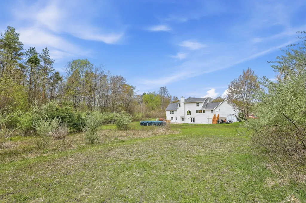 6352 143rd Avenue Laketown Township MI 49423