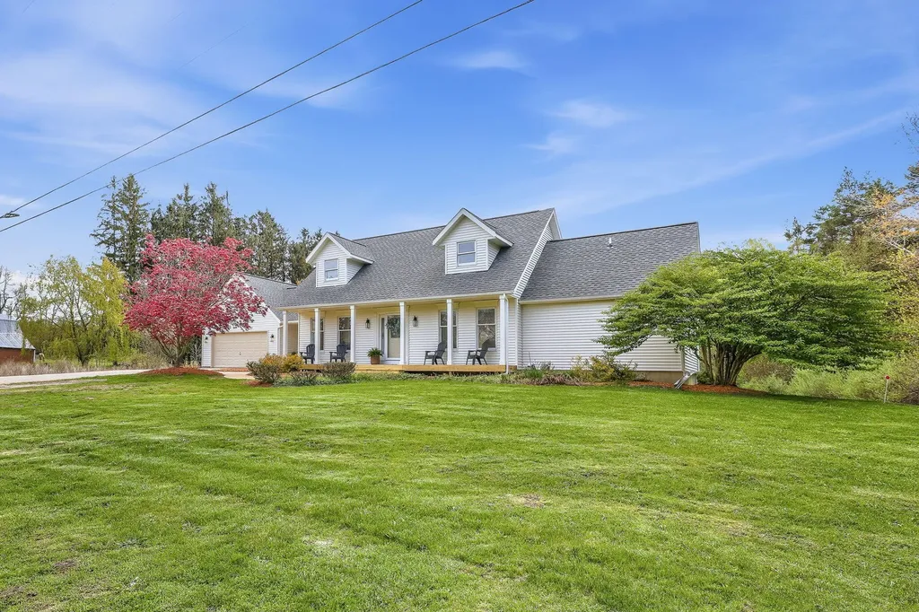 6352 143rd Avenue Laketown Township MI 49423