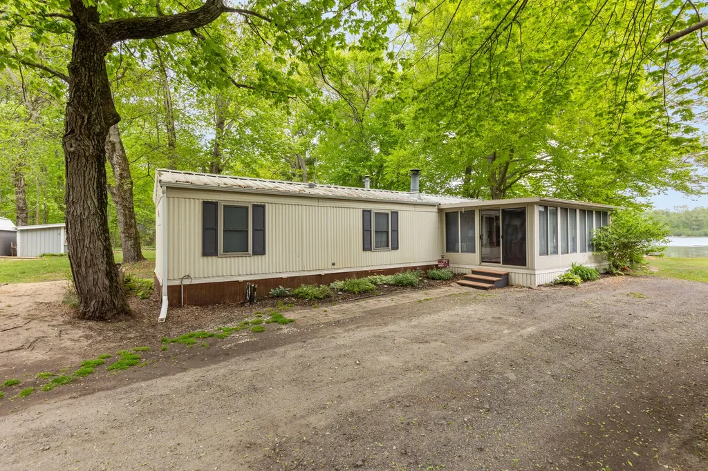 3379 S Spec Lake Drive Monterey Township MI 49010
