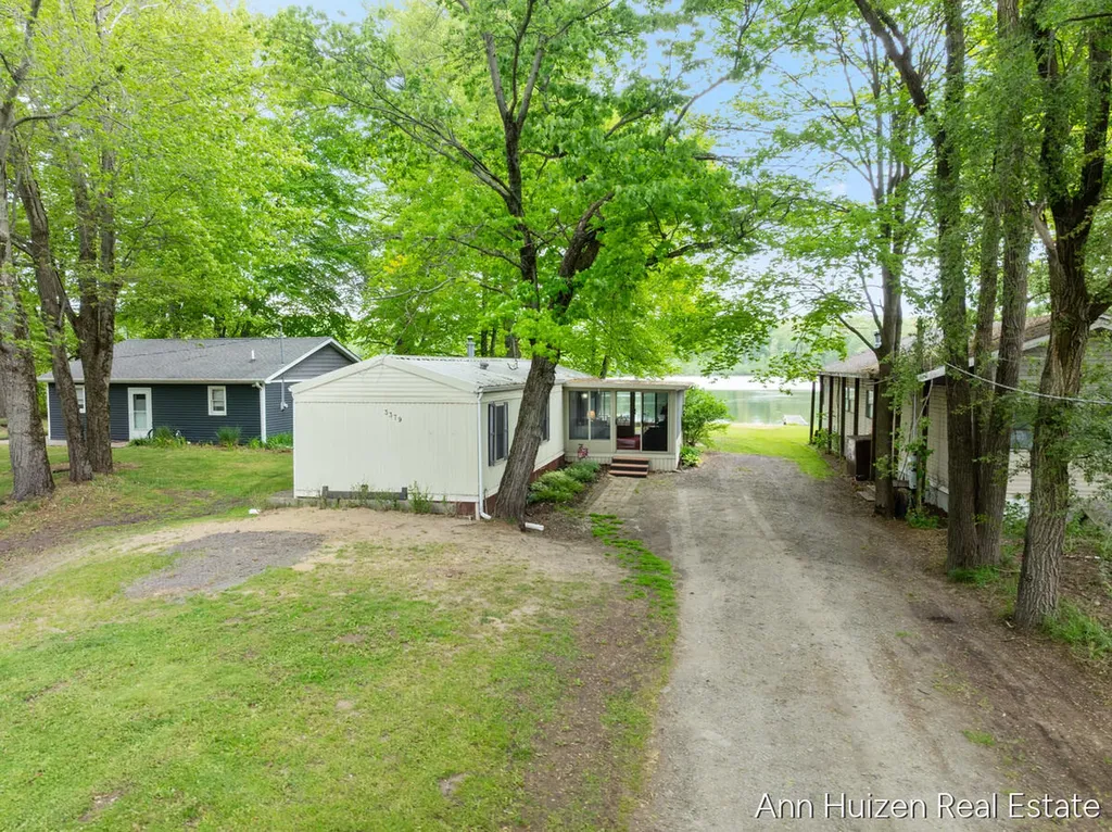 3379 S Spec Lake Drive Monterey Township MI 49010