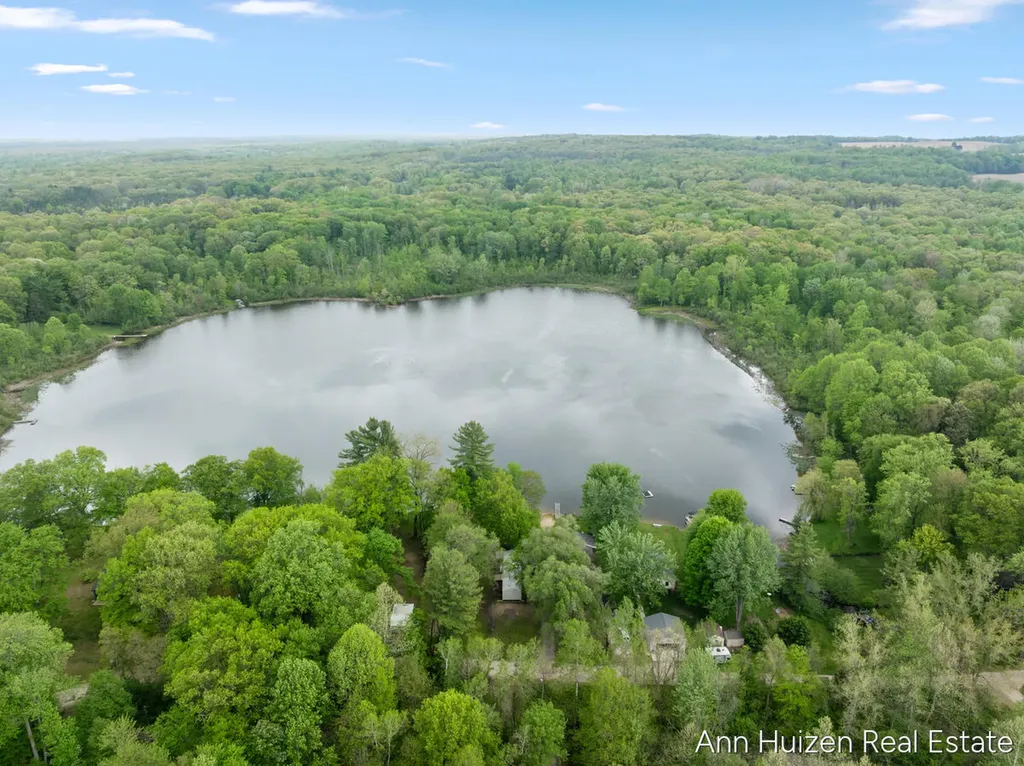 3379 S Spec Lake Drive Monterey Township MI 49010