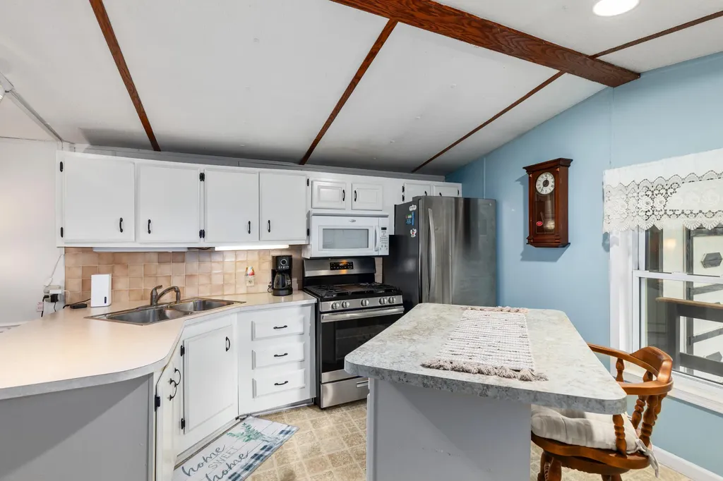 3379 S Spec Lake Drive Monterey Township MI 49010