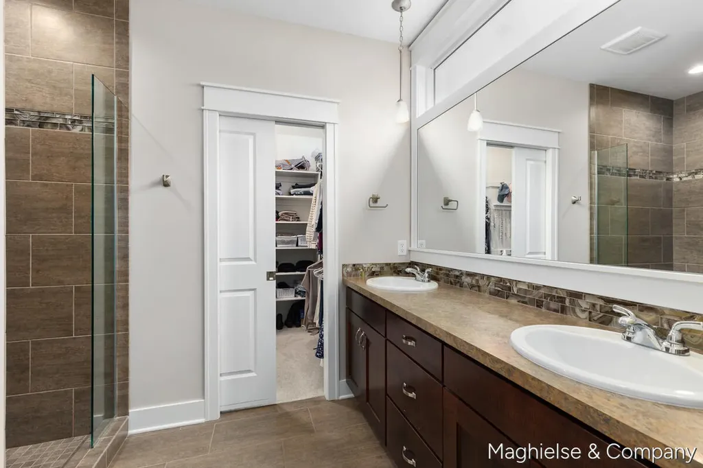 8374 Rose Ridge Drive Cannon Township MI 49341