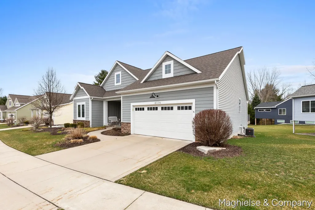 8374 Rose Ridge Drive Cannon Township MI 49341