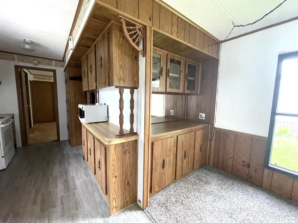 855 W Jefferson Street Grand Ledge City MI 48837
