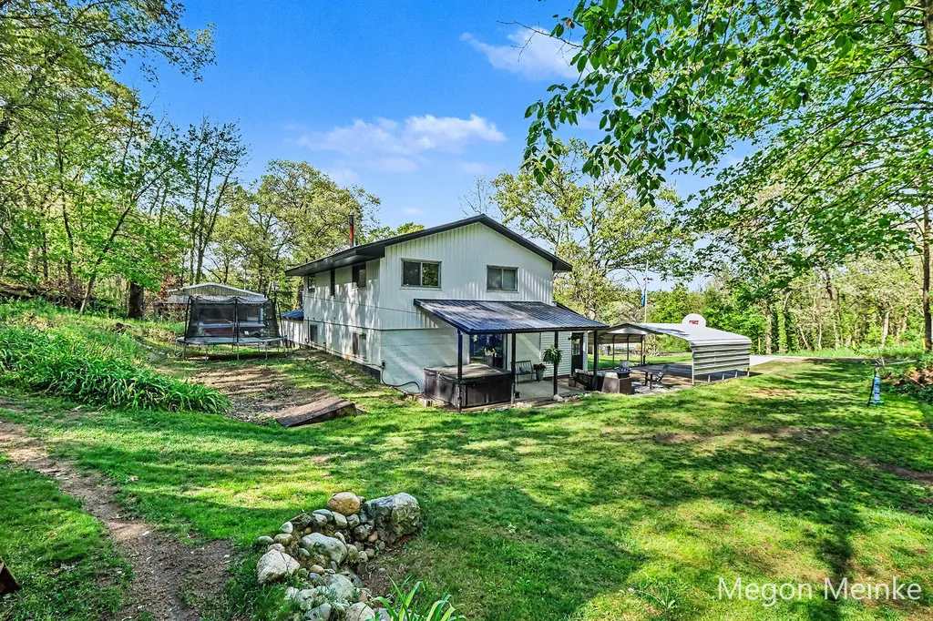 10231 Morgan Mills Road NE Oakfield Township MI 48838