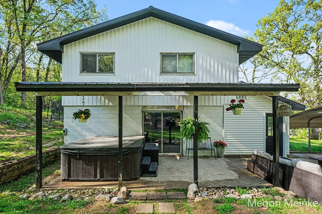 10231 Morgan Mills Road NE Oakfield Township MI 48838