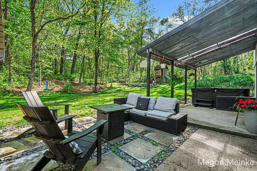 10231 Morgan Mills Road NE Oakfield Township MI 48838