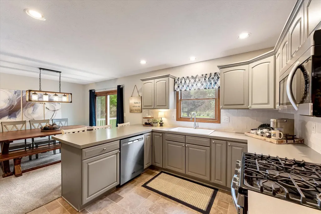 9447 Prairie Ridge Court Blendon Township MI 49464