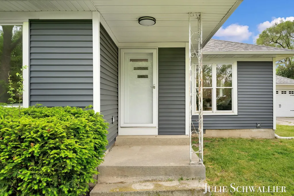 4300 Fuller Avenue SE Grand Rapids City MI 49508