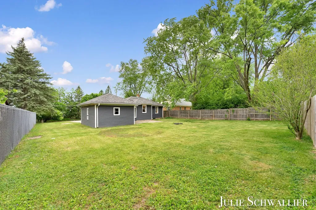 4300 Fuller Avenue SE Grand Rapids City MI 49508