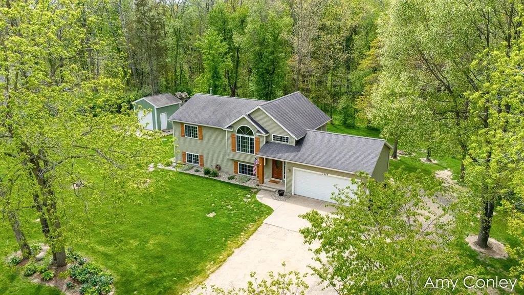 1214 Delaney Drive Martin Township MI 49070