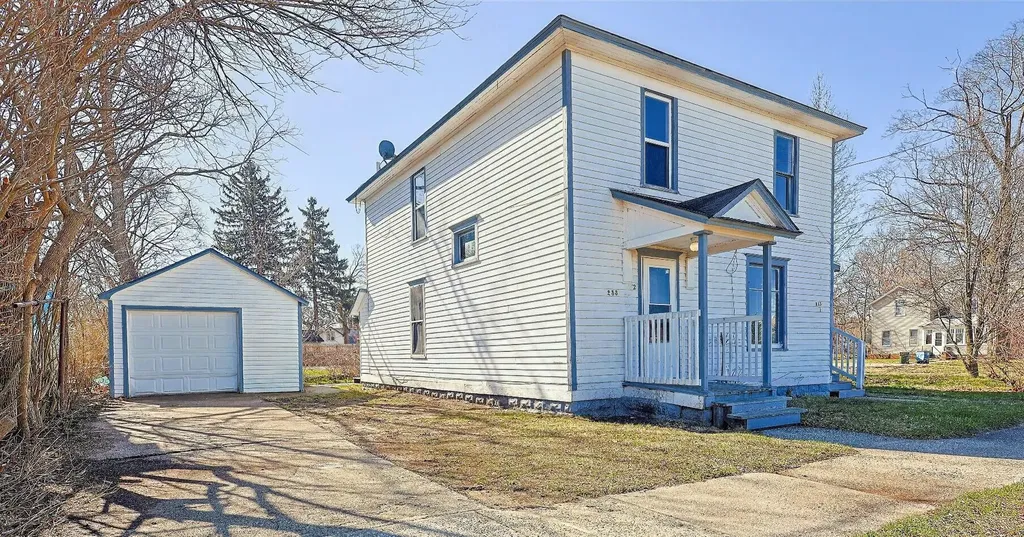 233 Delaware Avenue Muskegon City MI 49442