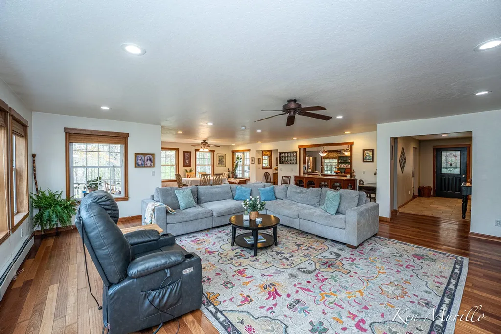 1519 N Roscommon Road Markey Township MI 48653