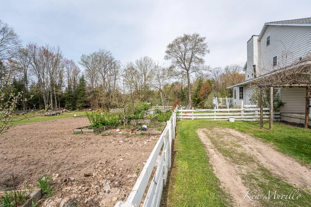 1519 N Roscommon Road Markey Township MI 48653