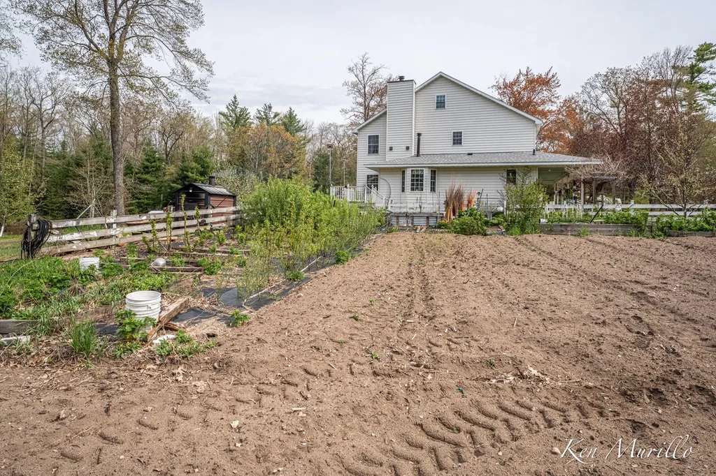 1519 N Roscommon Road Markey Township MI 48653