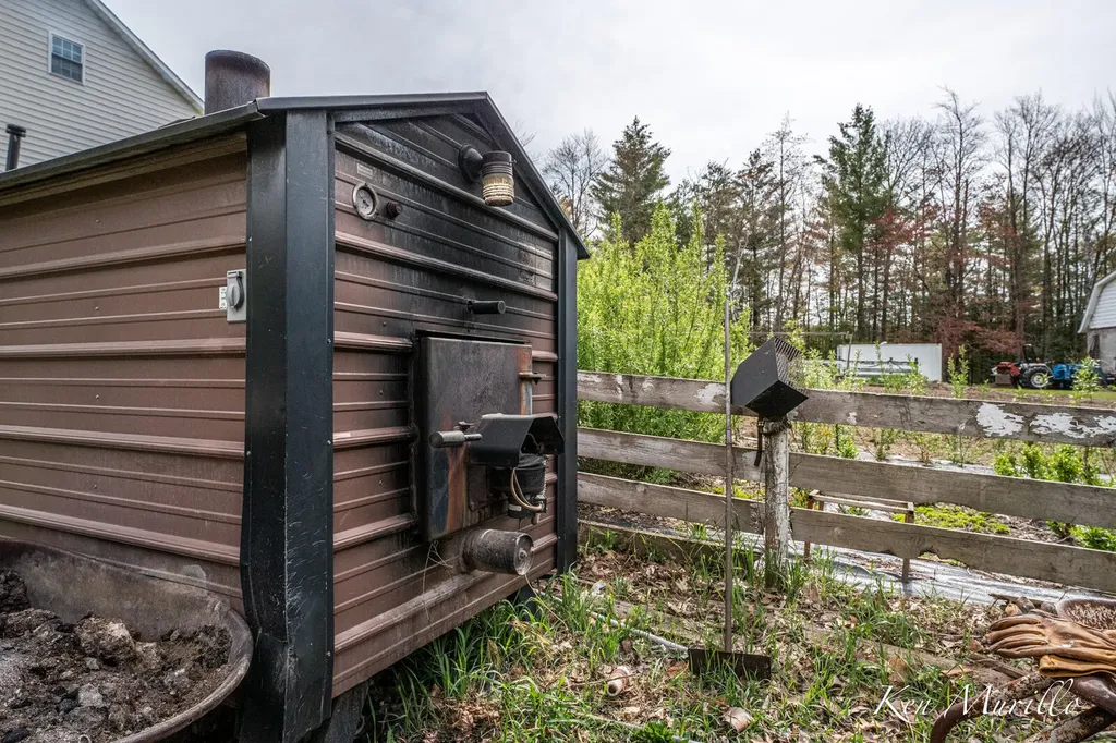 1519 N Roscommon Road Markey Township MI 48653