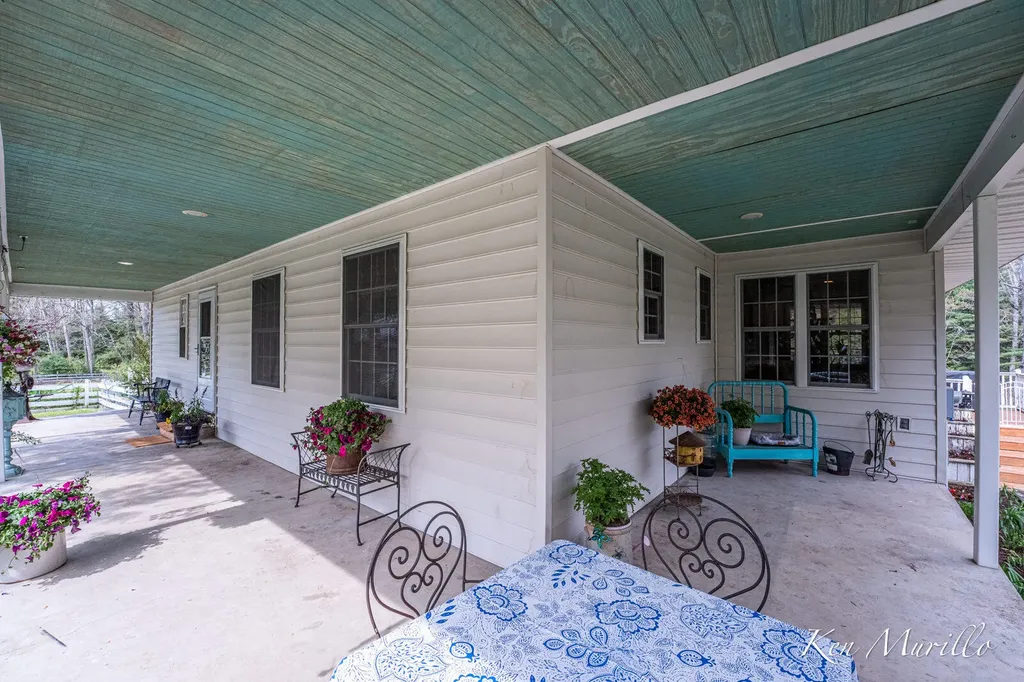 1519 N Roscommon Road Markey Township MI 48653