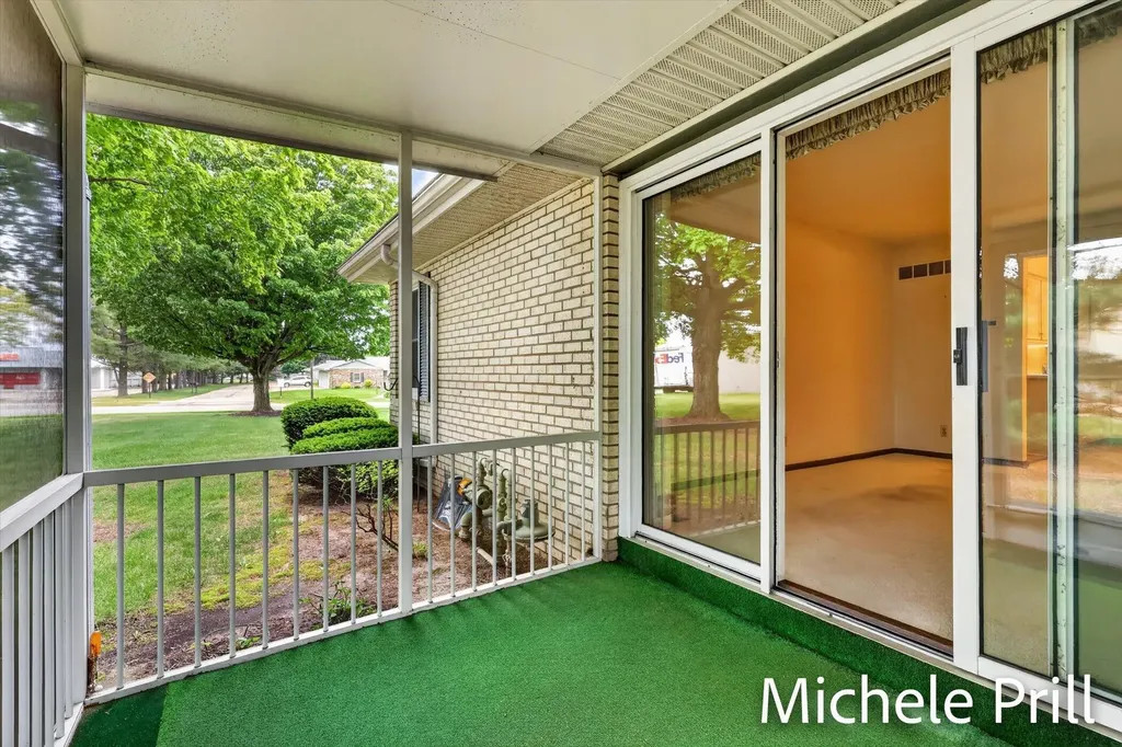 5160 Southglow Court SE Kentwood City MI 49508