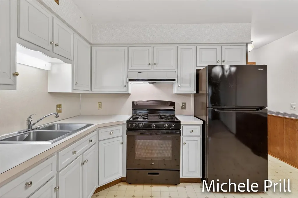 5160 Southglow Court SE Kentwood City MI 49508