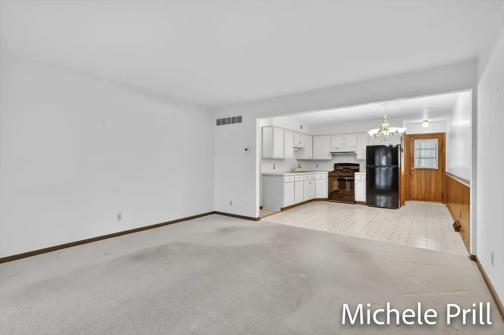 5160 Southglow Court SE Kentwood City MI 49508