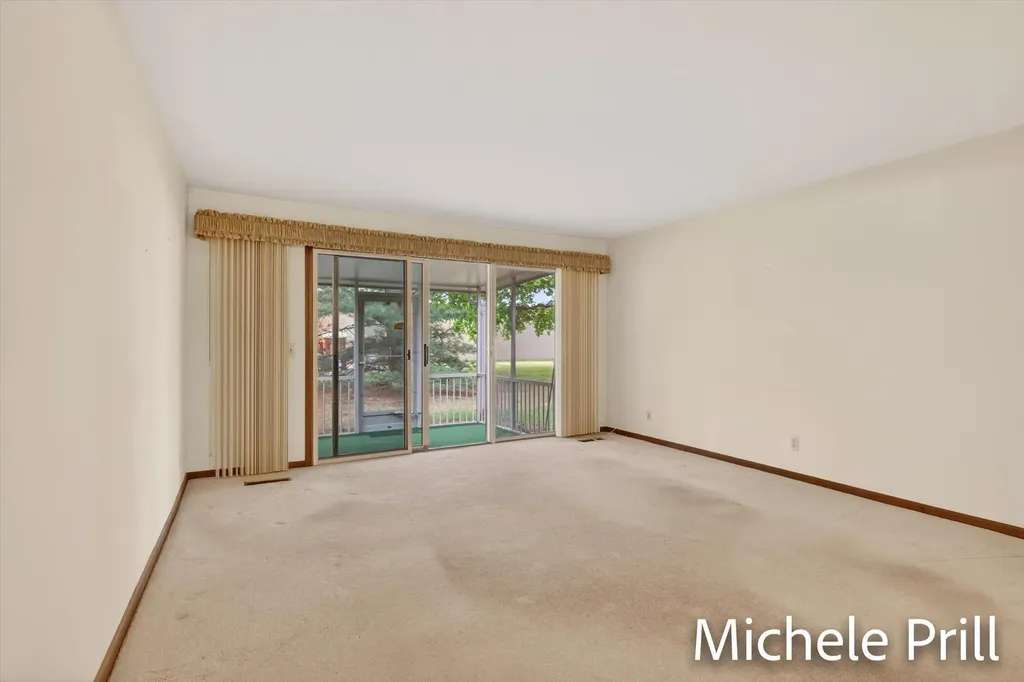 5160 Southglow Court SE Kentwood City MI 49508