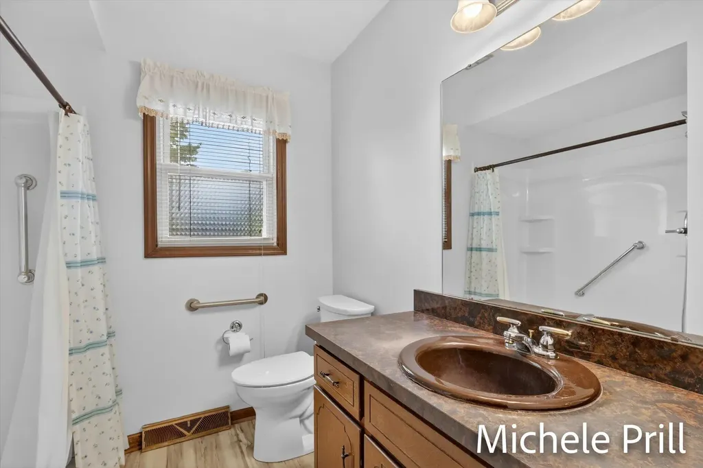 5160 Southglow Court SE Kentwood City MI 49508