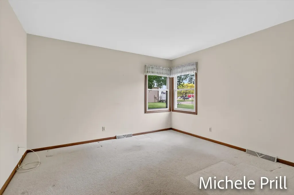 5160 Southglow Court SE Kentwood City MI 49508